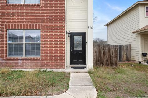 314 Tres Caminos San Antonio TX 78245