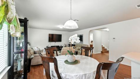 4006 Espada Ledge San Antonio TX 78222