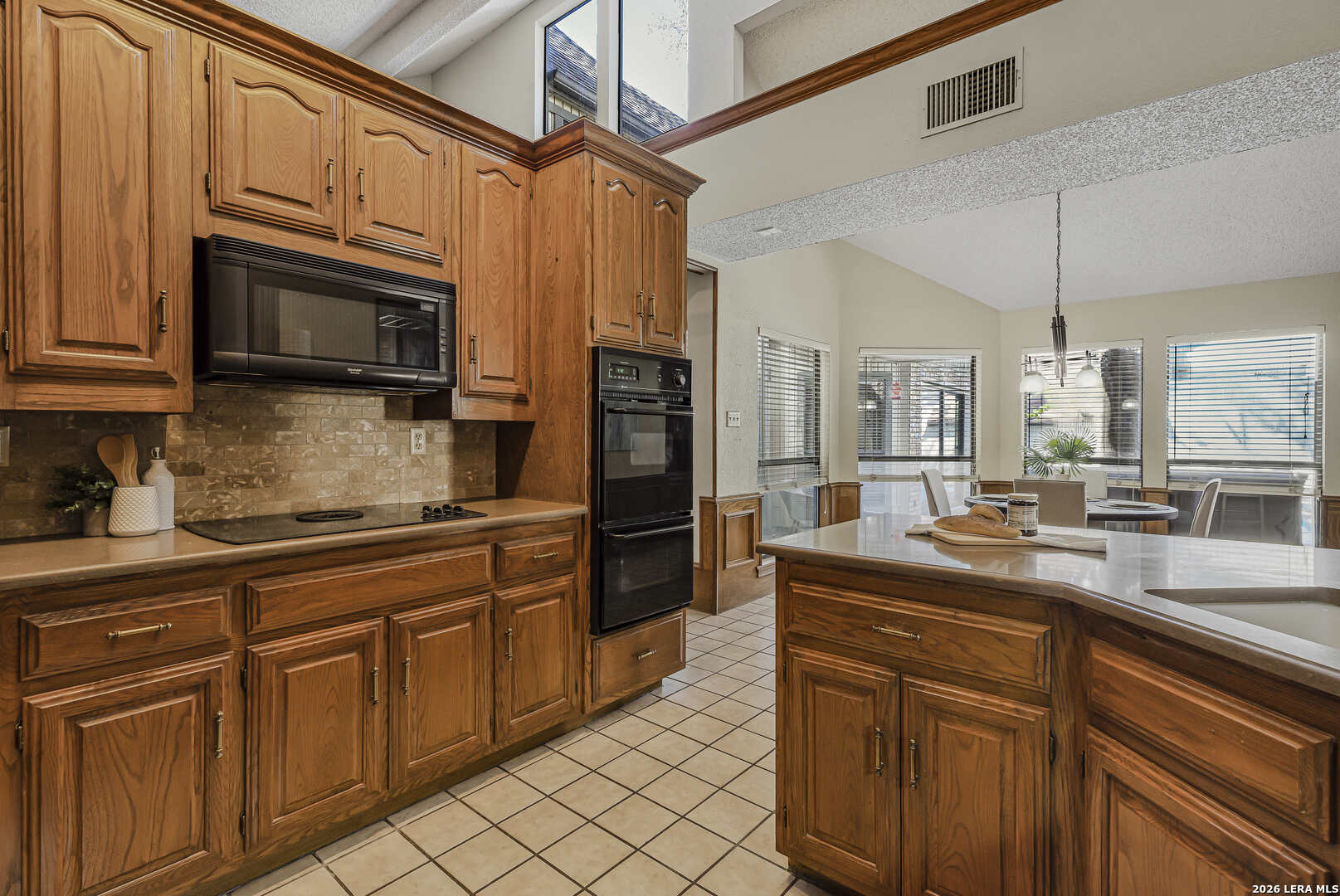 2806 Squaw Creek Drive San Antonio TX 78230