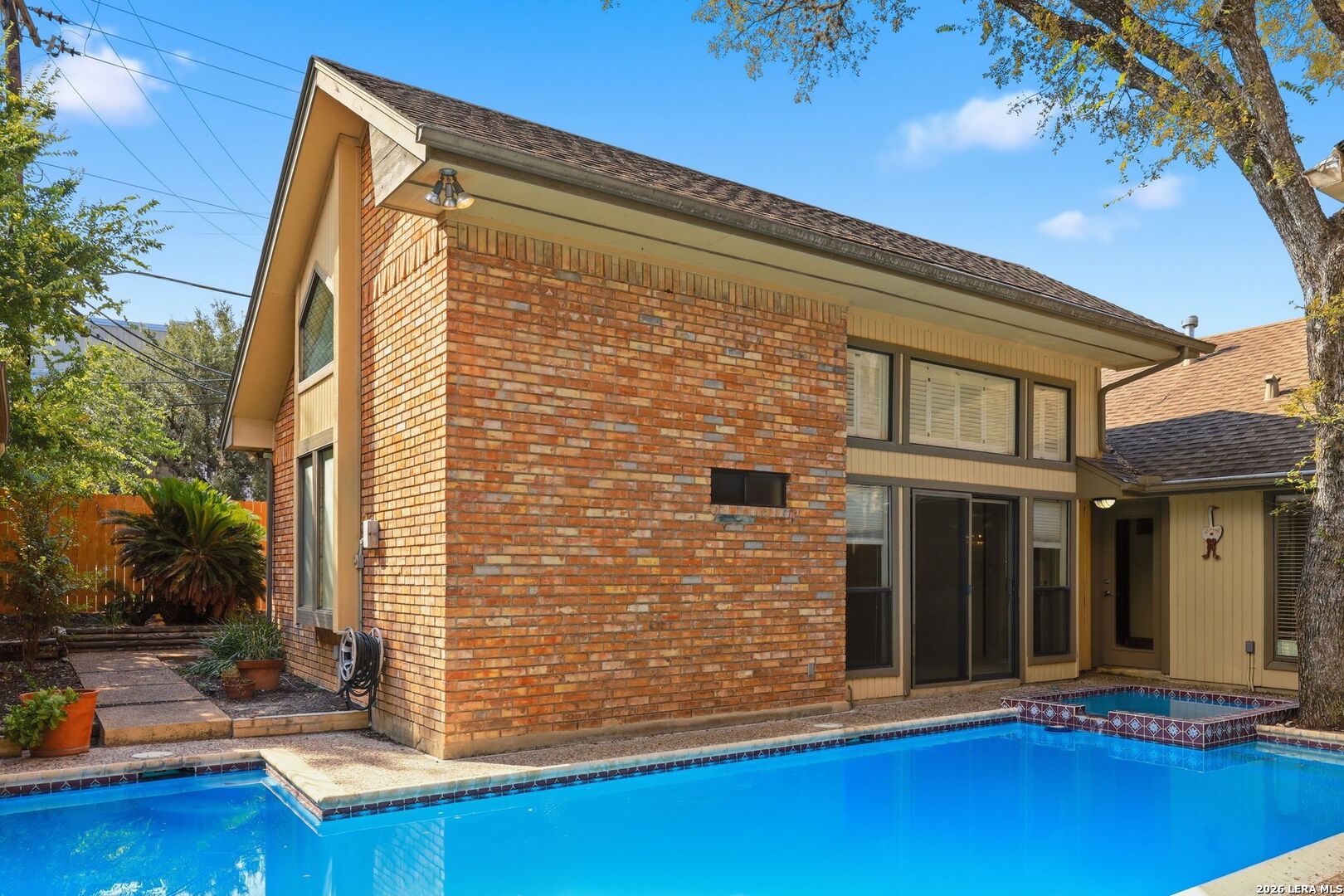 2806 Squaw Creek Drive San Antonio TX 78230