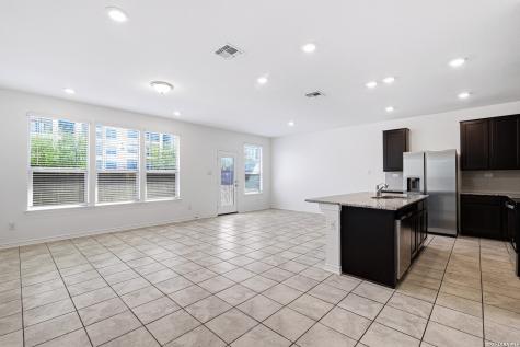 4955 Usaa Boulevard #6 San Antonio TX 78240