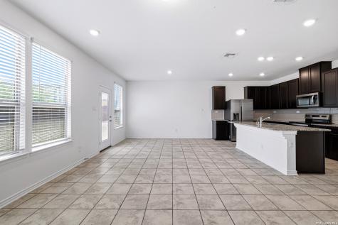 4955 Usaa Boulevard #6 San Antonio TX 78240