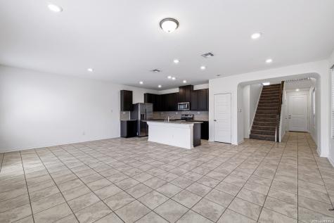 4955 Usaa Boulevard #6 San Antonio TX 78240