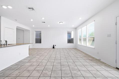 4955 Usaa Boulevard #6 San Antonio TX 78240