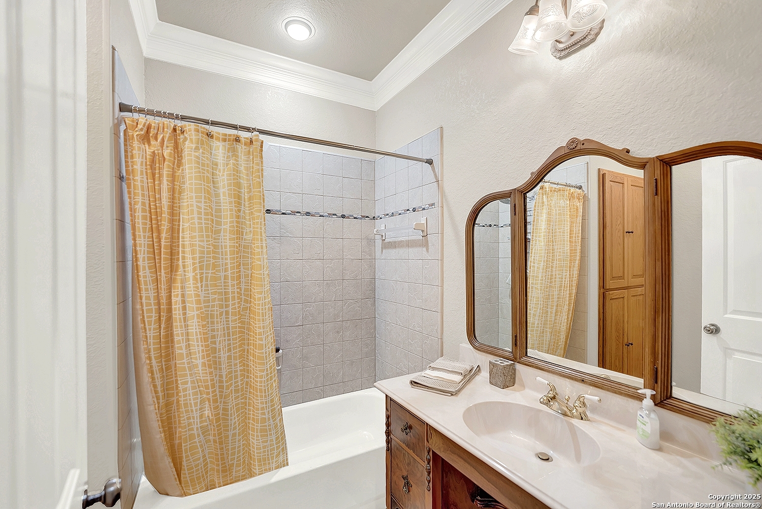 130 Spring Hill Drive Boerne TX 78006