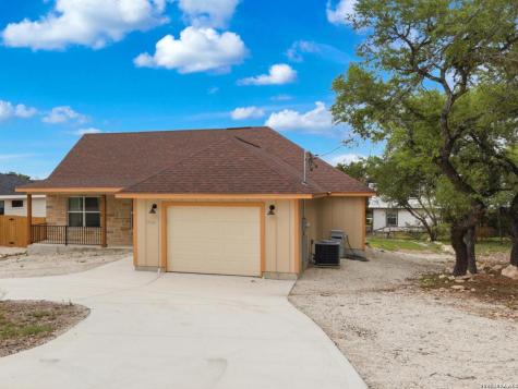 1544 Rimrock Cove Spring Branch TX 78070