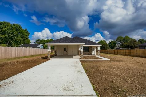 411 Brandenburg Lane New Braunfels TX 78130