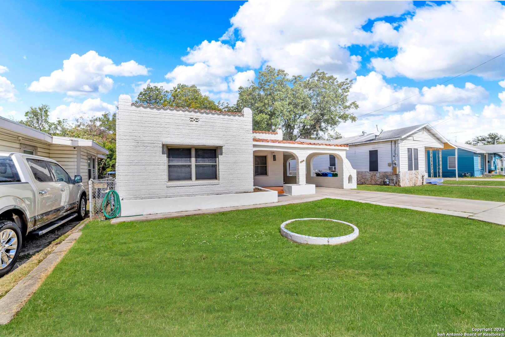 627 Cottonwood San Antonio TX 78225