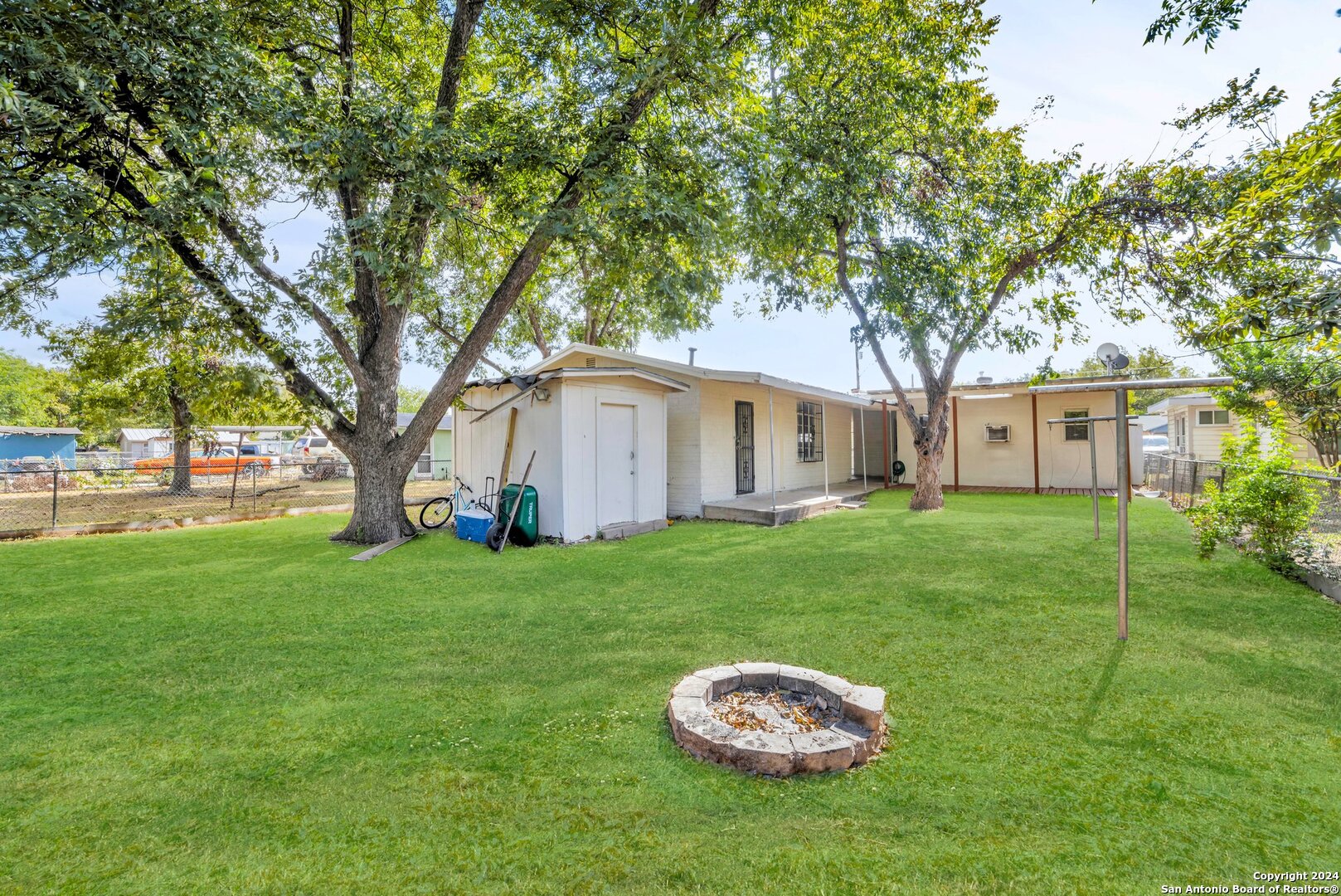 627 Cottonwood San Antonio TX 78225