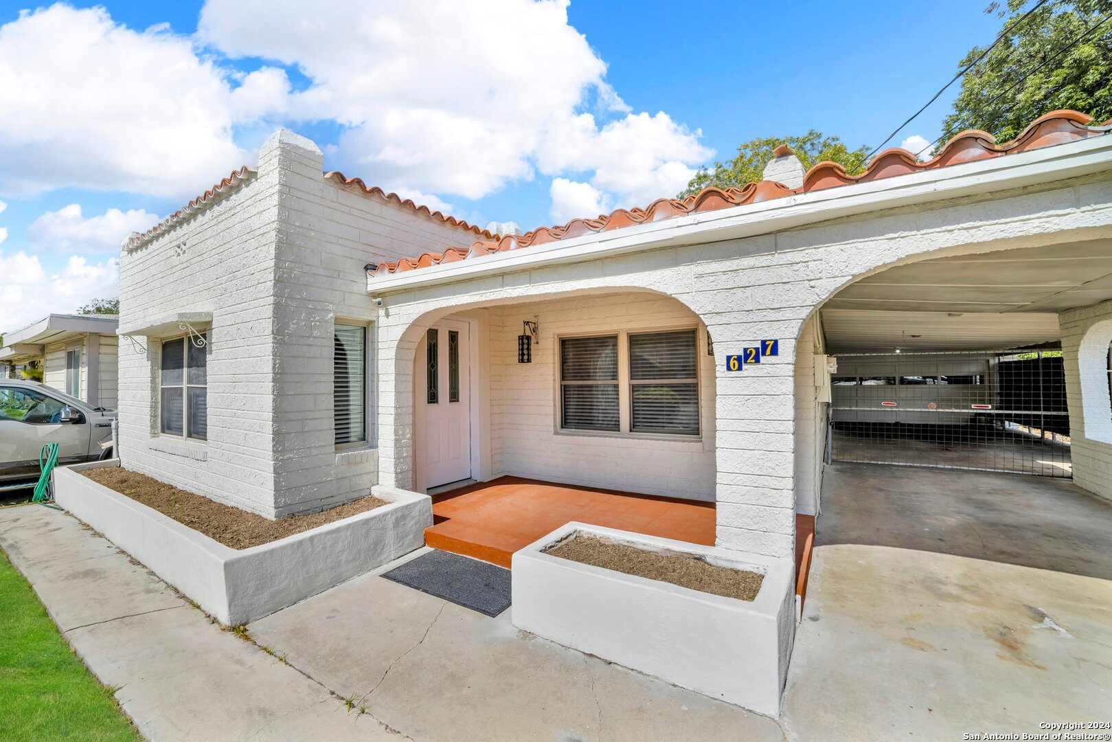 627 Cottonwood San Antonio TX 78225