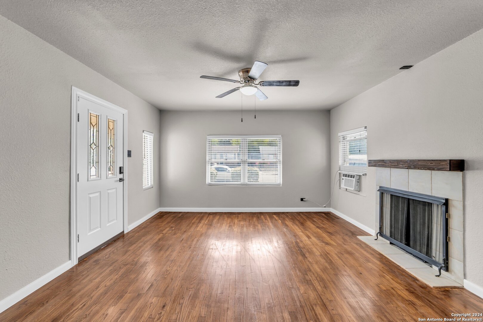627 Cottonwood San Antonio TX 78225