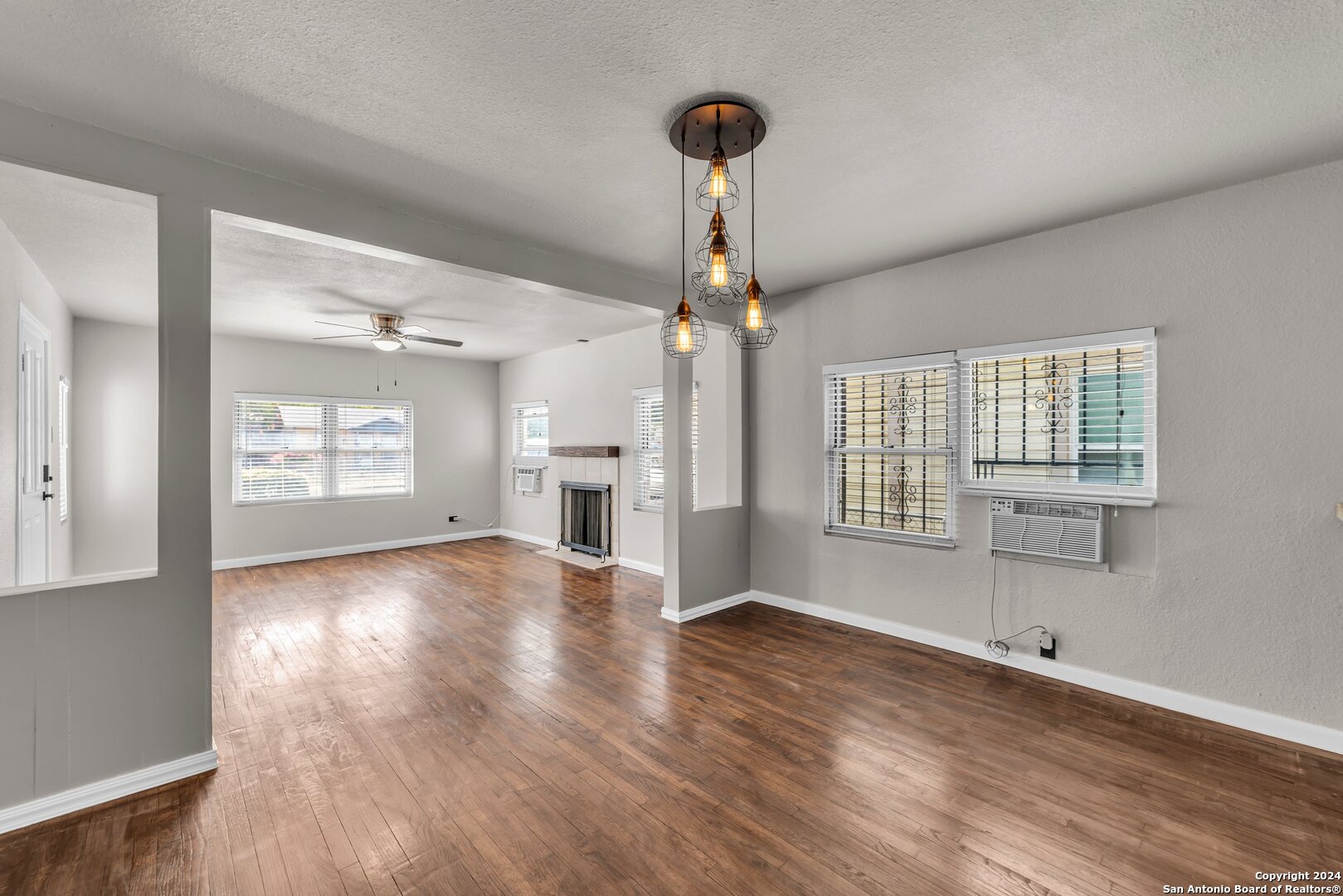 627 Cottonwood San Antonio TX 78225