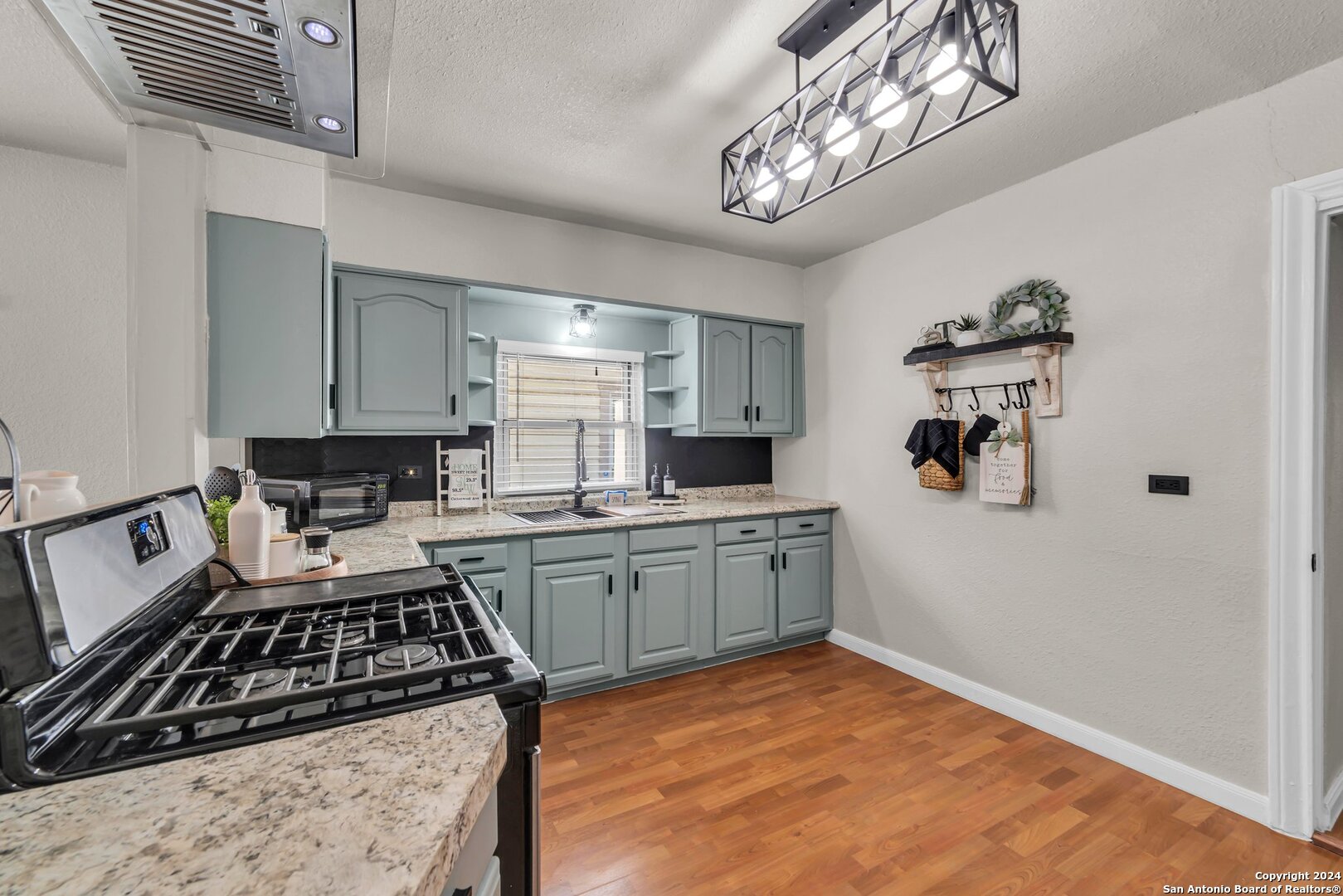 627 Cottonwood San Antonio TX 78225