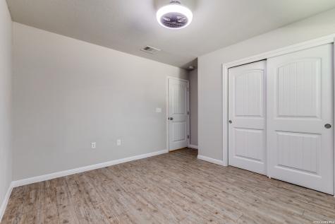 10203 Relic Oaks San Antonio TX 78240