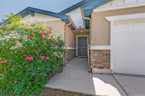 10203 Relic Oaks San Antonio TX 78240