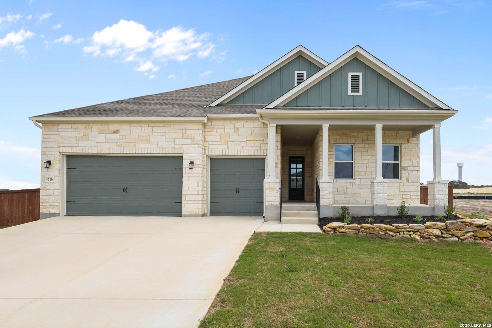 4516 Yoakum Valley Schertz TX 78108