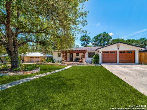833 Twin Oaks Drive New Braunfels TX 78130