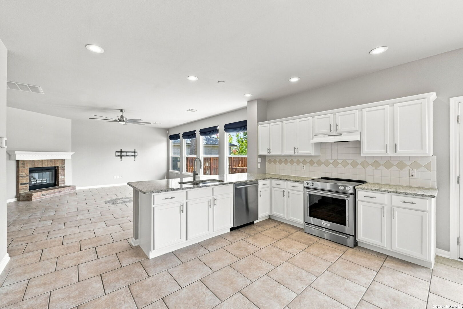 11442 Fair Hollow Drive San Antonio TX 78249