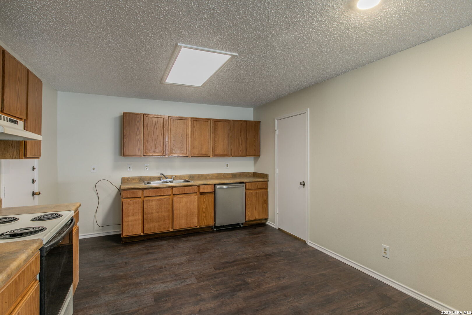 6903 Saharastone Drive Converse TX 78109