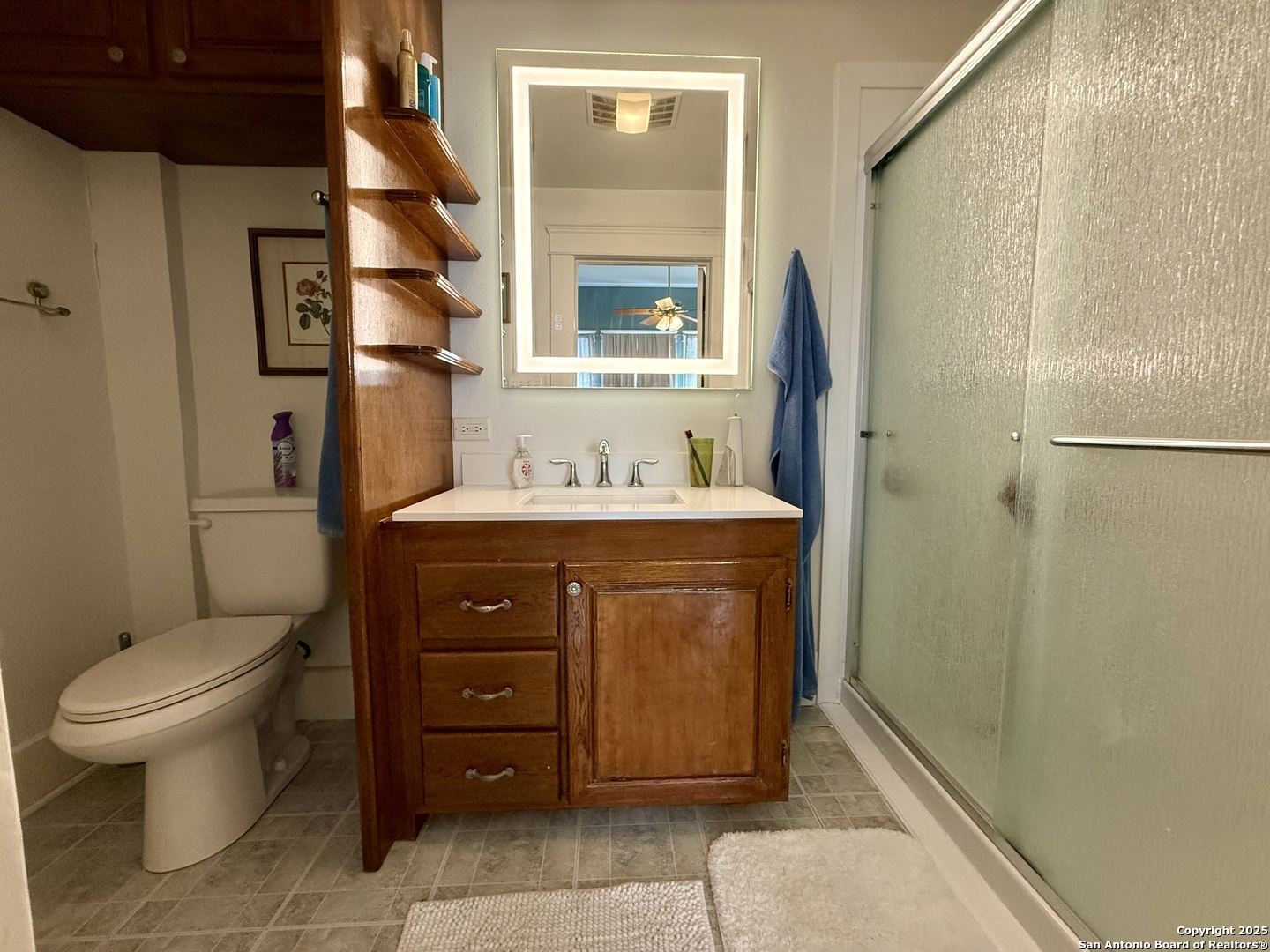 323 S 6th Kenedy TX 78119
