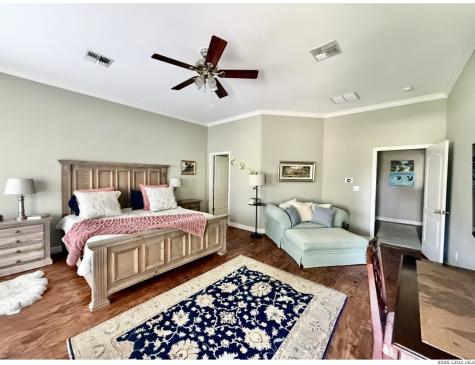 4255 N Business 181 Beeville TX 78102