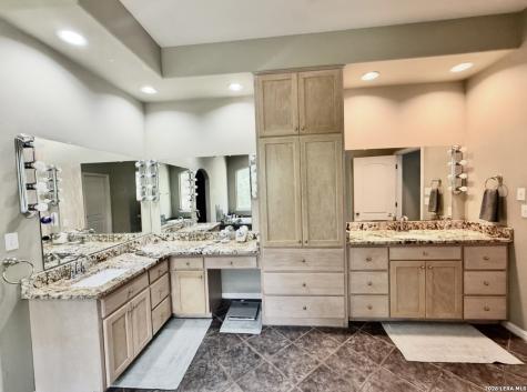 4255 N Business 181 Beeville TX 78102