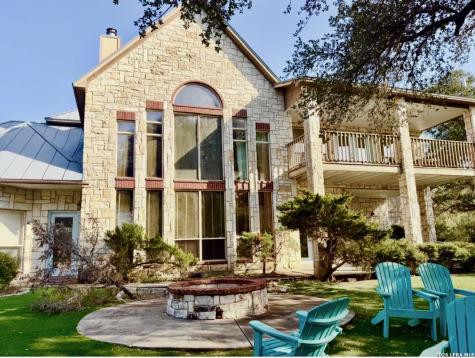 4255 N Business 181 Beeville TX 78102
