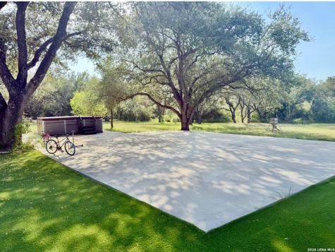 4255 N Business 181 Beeville TX 78102