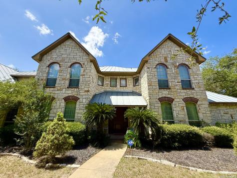 4255 N Business 181 Beeville TX 78102