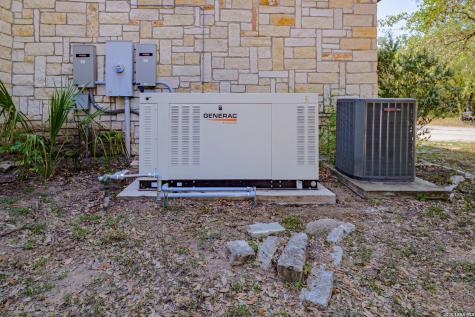 5244 Business 181 N Beeville TX 78102