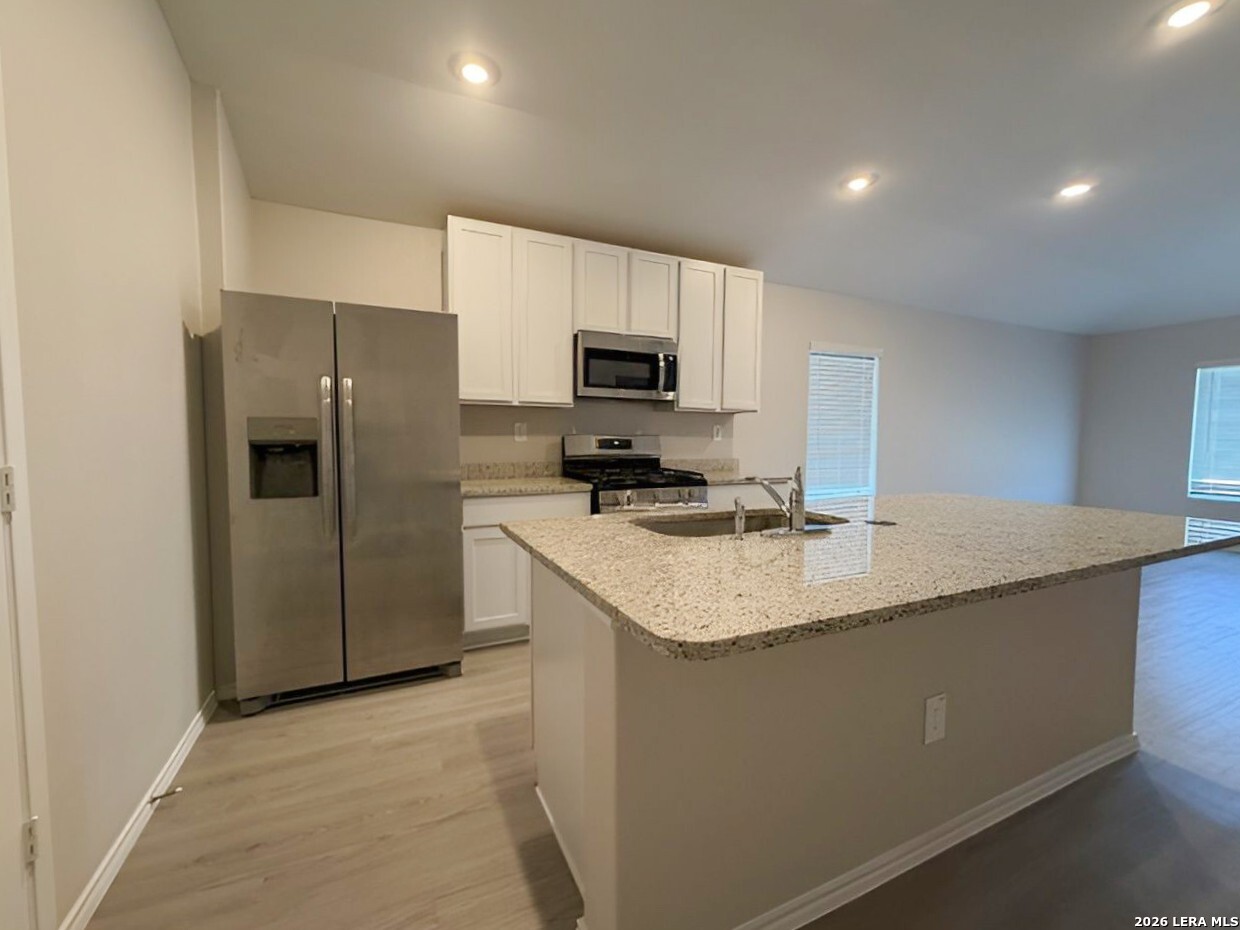2034 Powell Place Converse TX 78109