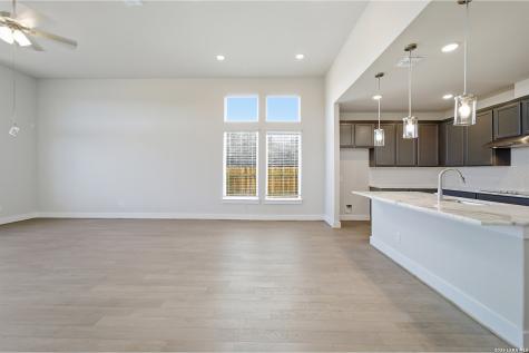 212 Ednie Lane Mico TX 78056