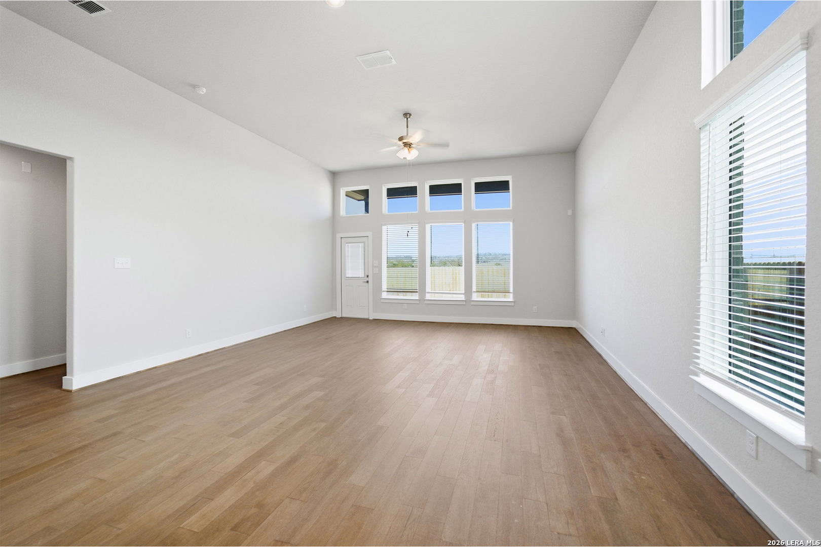 212 Ednie Lane Mico TX 78056
