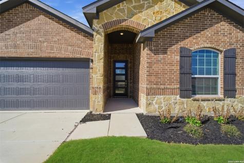 212 Ednie Lane Mico TX 78056