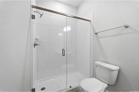 212 Ednie Lane Mico TX 78056