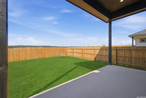 212 Ednie Lane Mico TX 78056