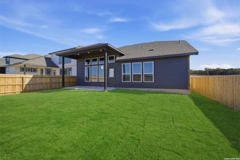 212 Ednie Lane Mico TX 78056