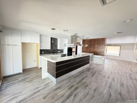 8138 Old Pearsall San Antonio TX 78252