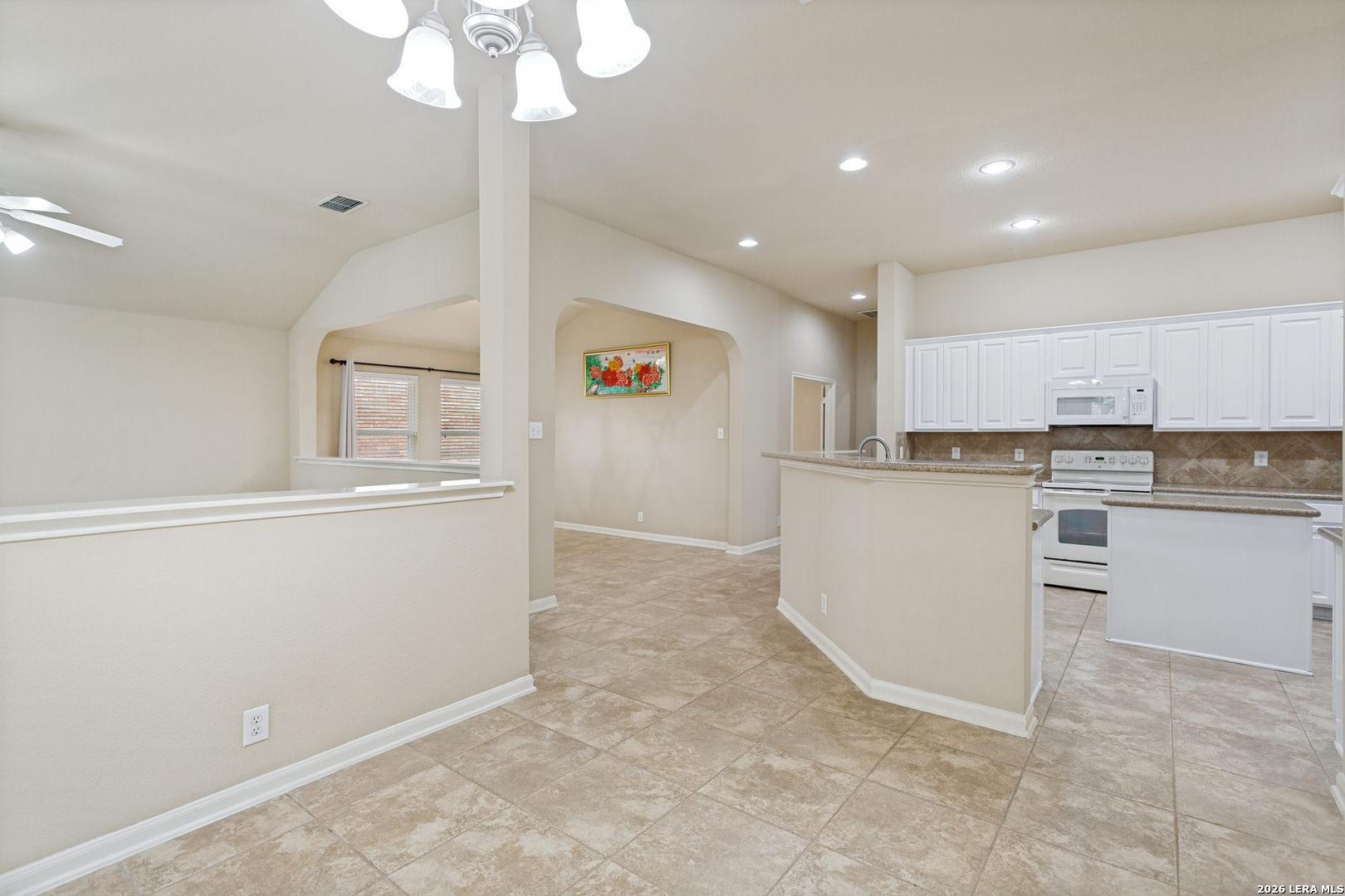 8910 Hanover Forest Helotes TX 78023
