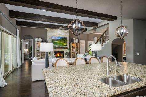10233 Headwind Boerne TX 78006