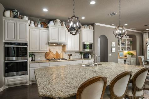 10233 Headwind Boerne TX 78006