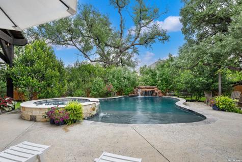 10233 Headwind Boerne TX 78006