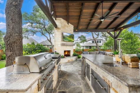 10233 Headwind Boerne TX 78006