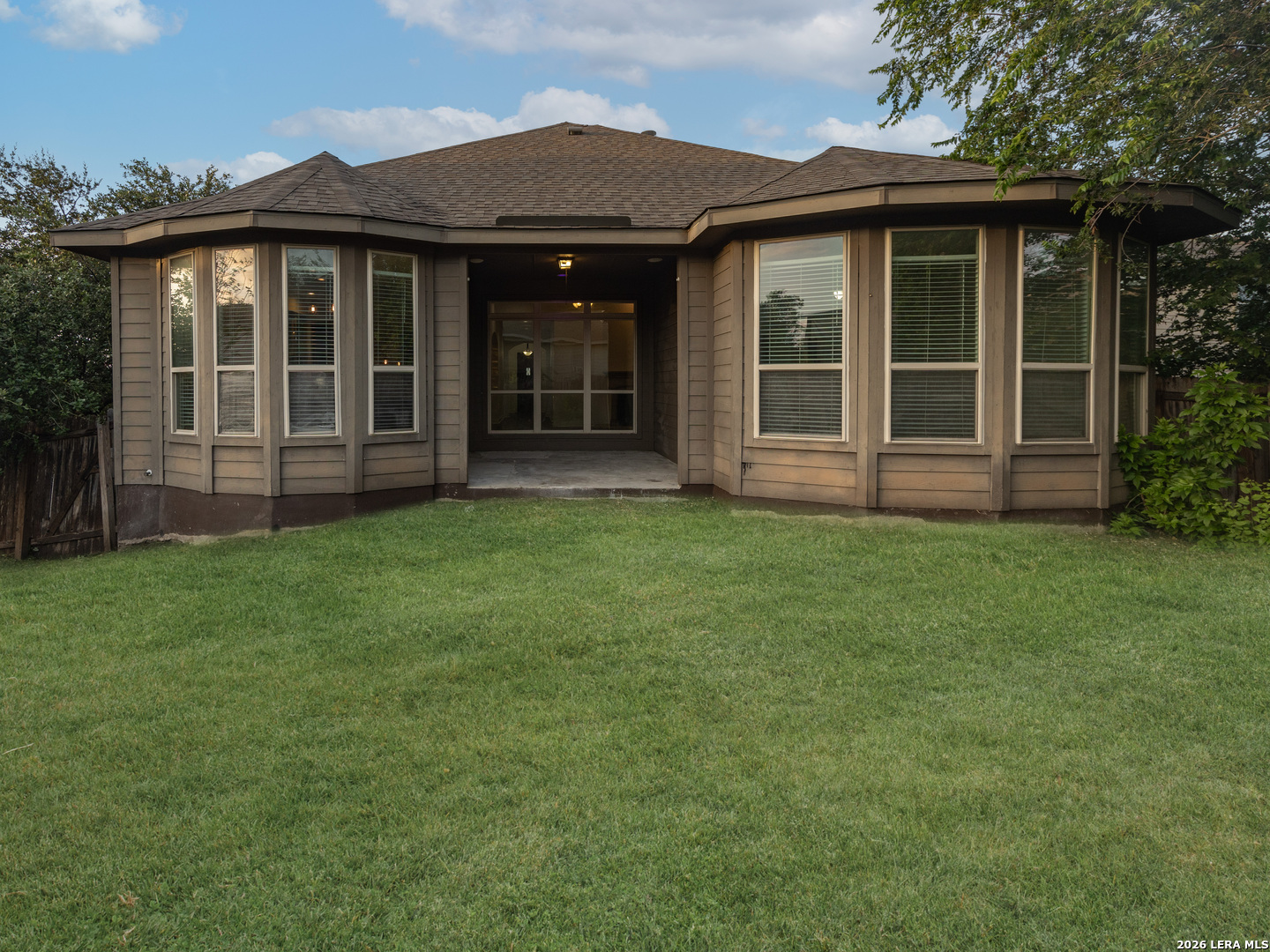 6102 Agoura Haven San Antonio TX 78244
