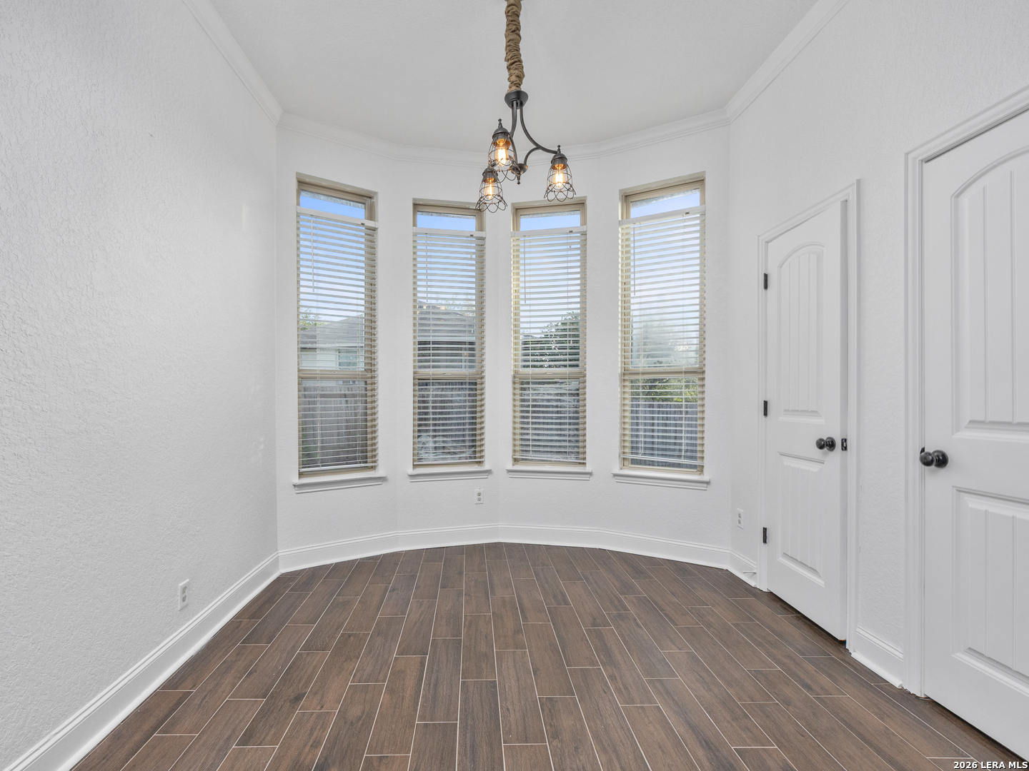 6102 Agoura Haven San Antonio TX 78244