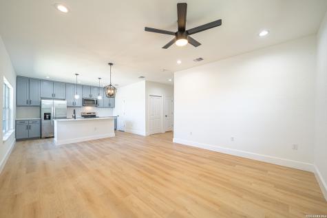 934 Sherman San Antonio TX 78202