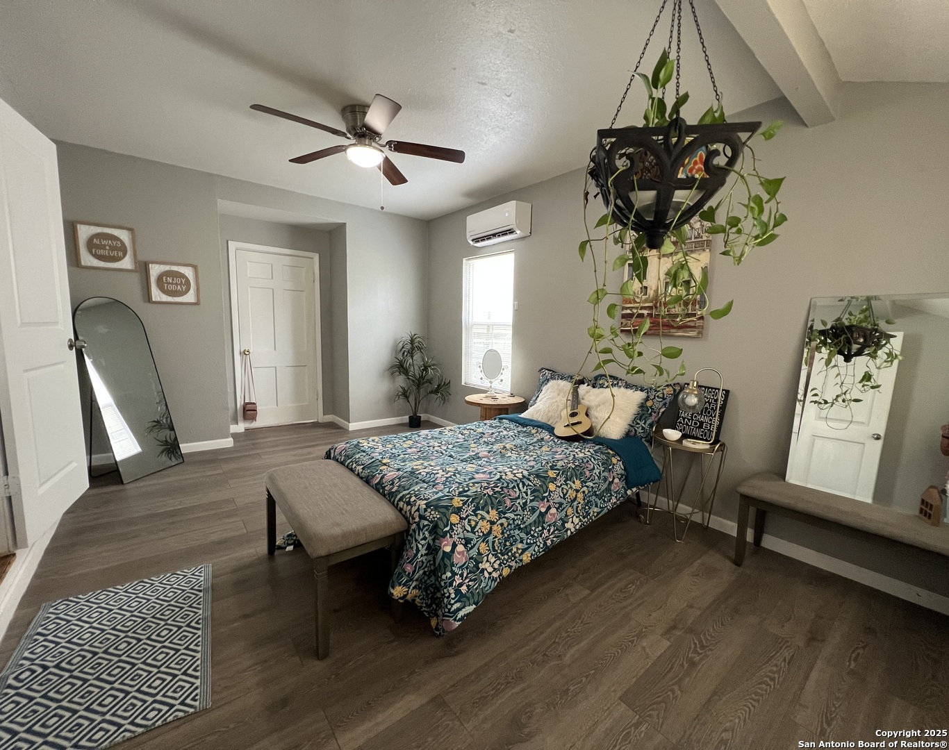 3950 S Walters San Antonio TX 78223