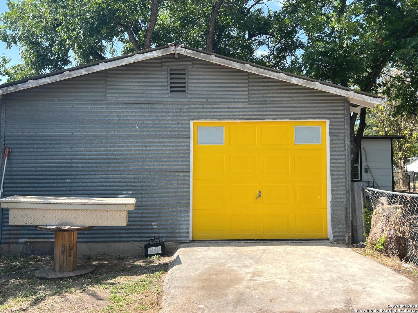 3950 S Walters San Antonio TX 78223