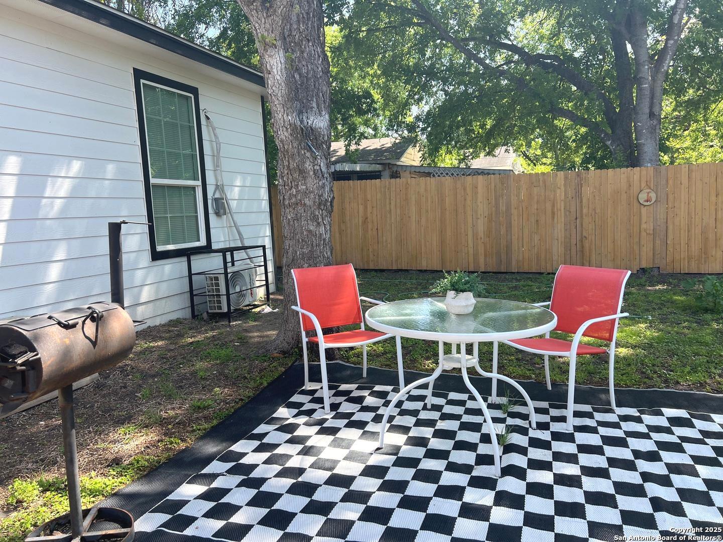 3950 S Walters San Antonio TX 78223