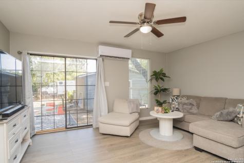 3950 S Walters San Antonio TX 78223